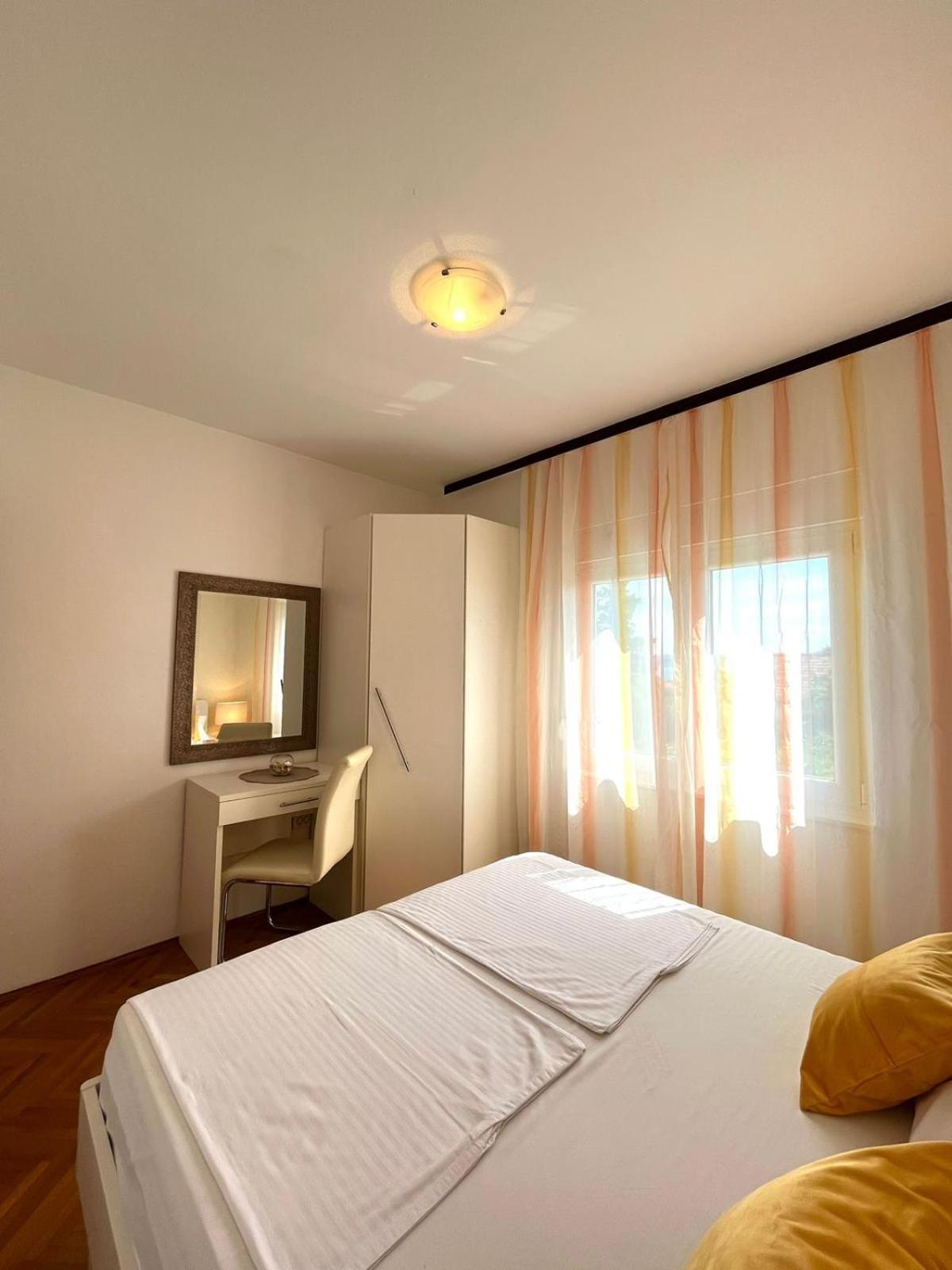 Amelie Apartment